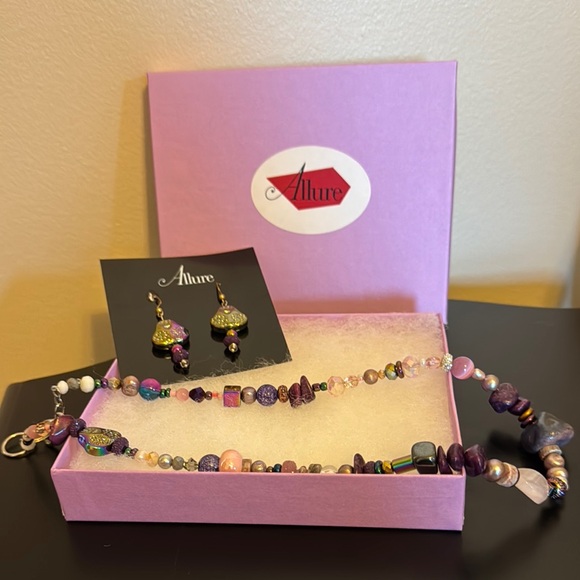 Allure Purple Beaded Necklace and Earring Set - Picture 1 of 6